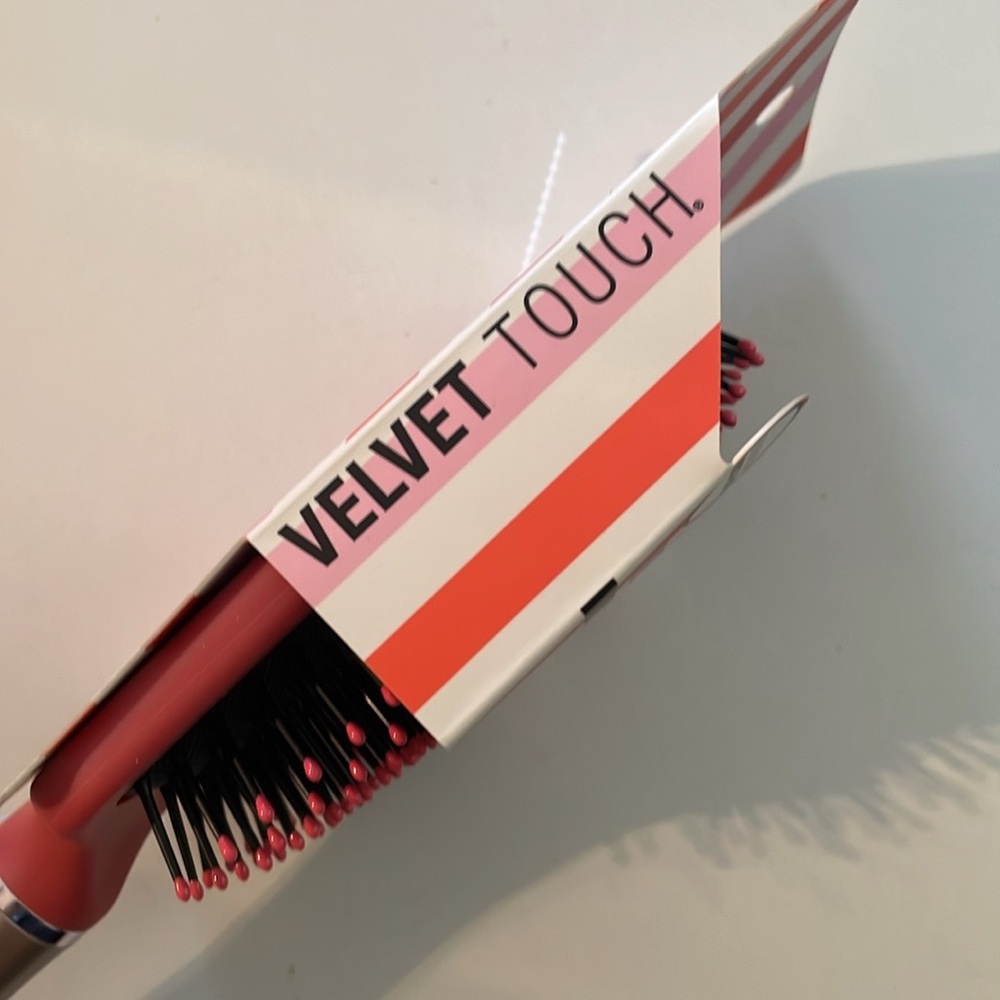 Conair Velvet Touch Hairbrush in Pink - Picture 7 of 9